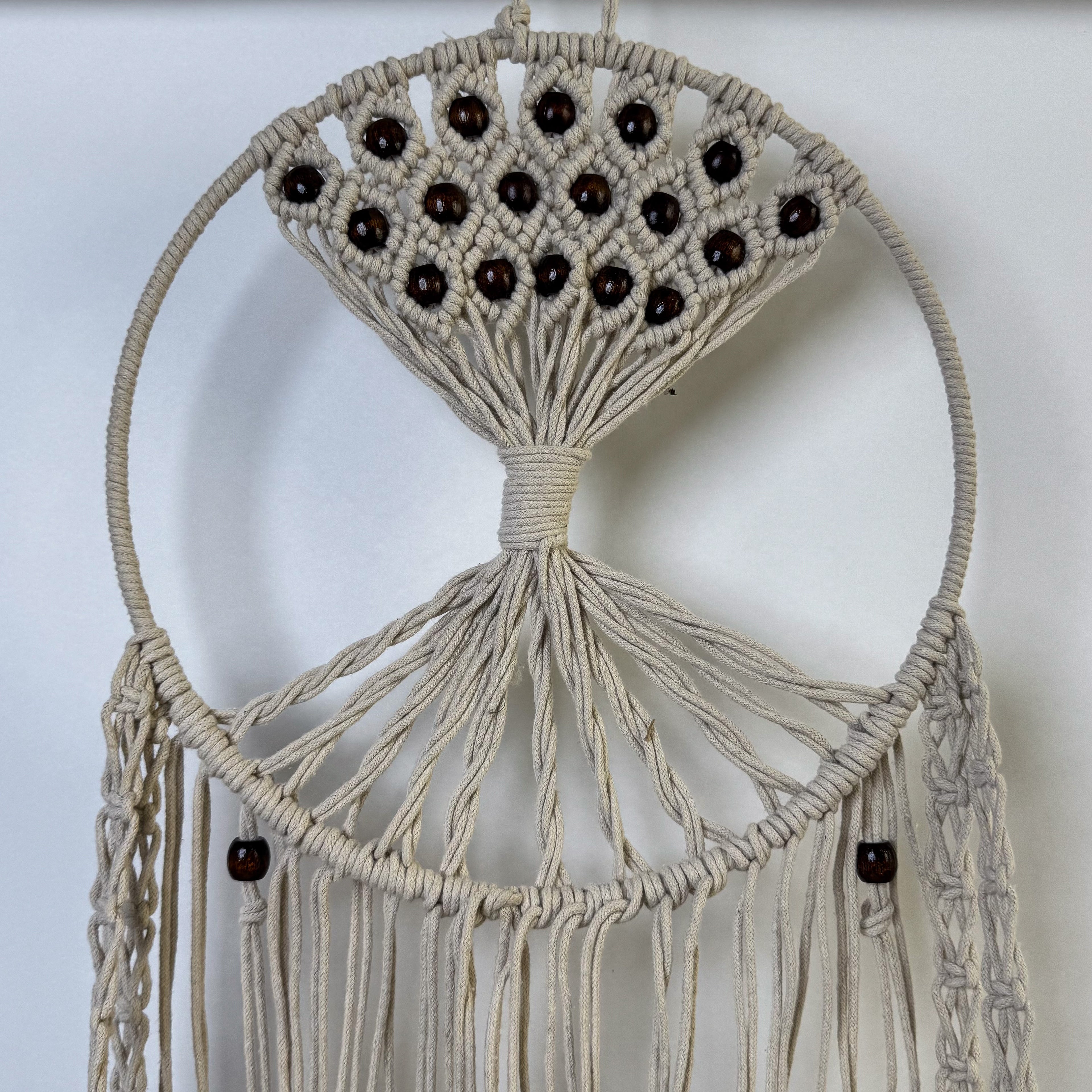 Boho Wall Shelf – Circular Macramé Shelf in Cotton and Wood