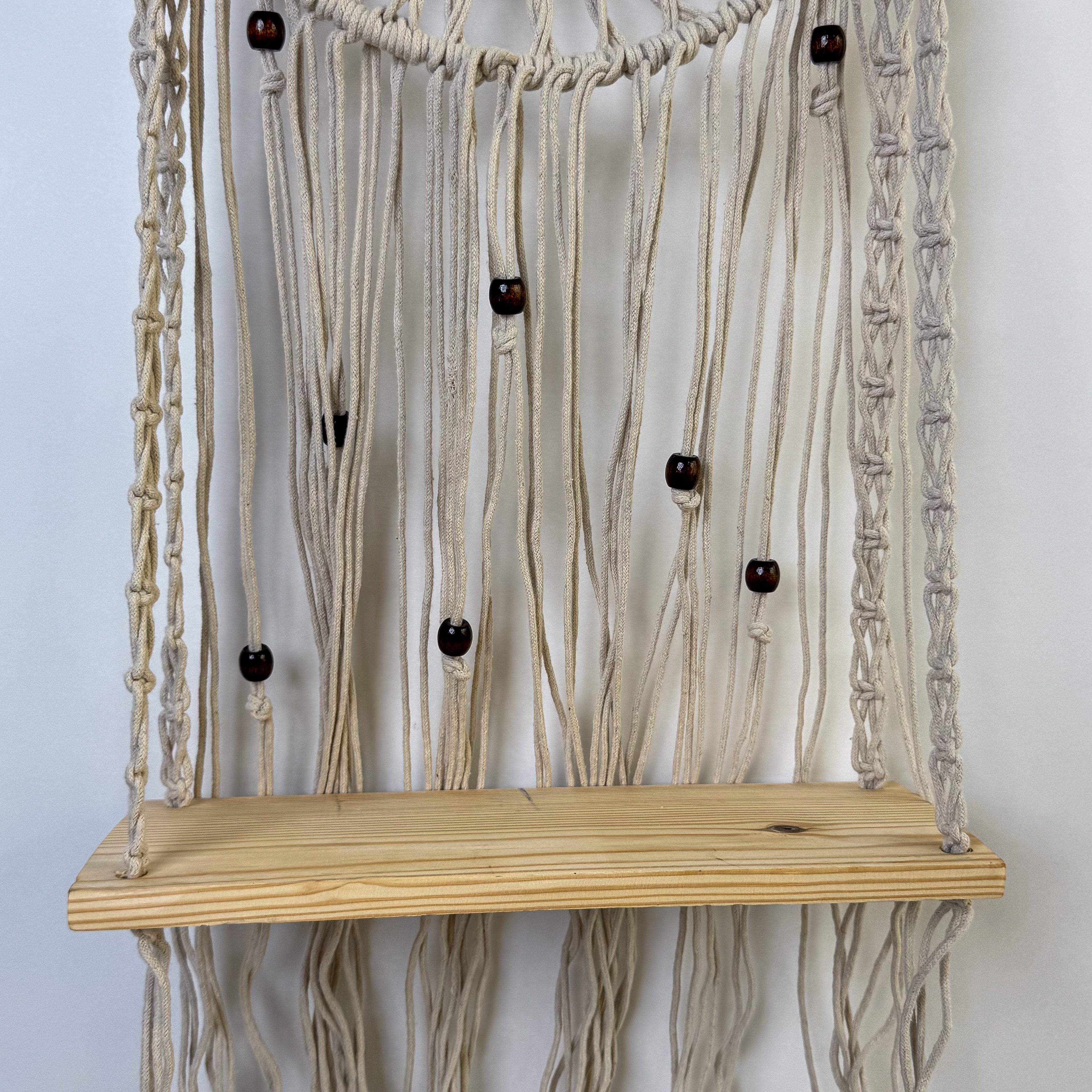 Boho Wall Shelf – Circular Macramé Shelf in Cotton and Wood