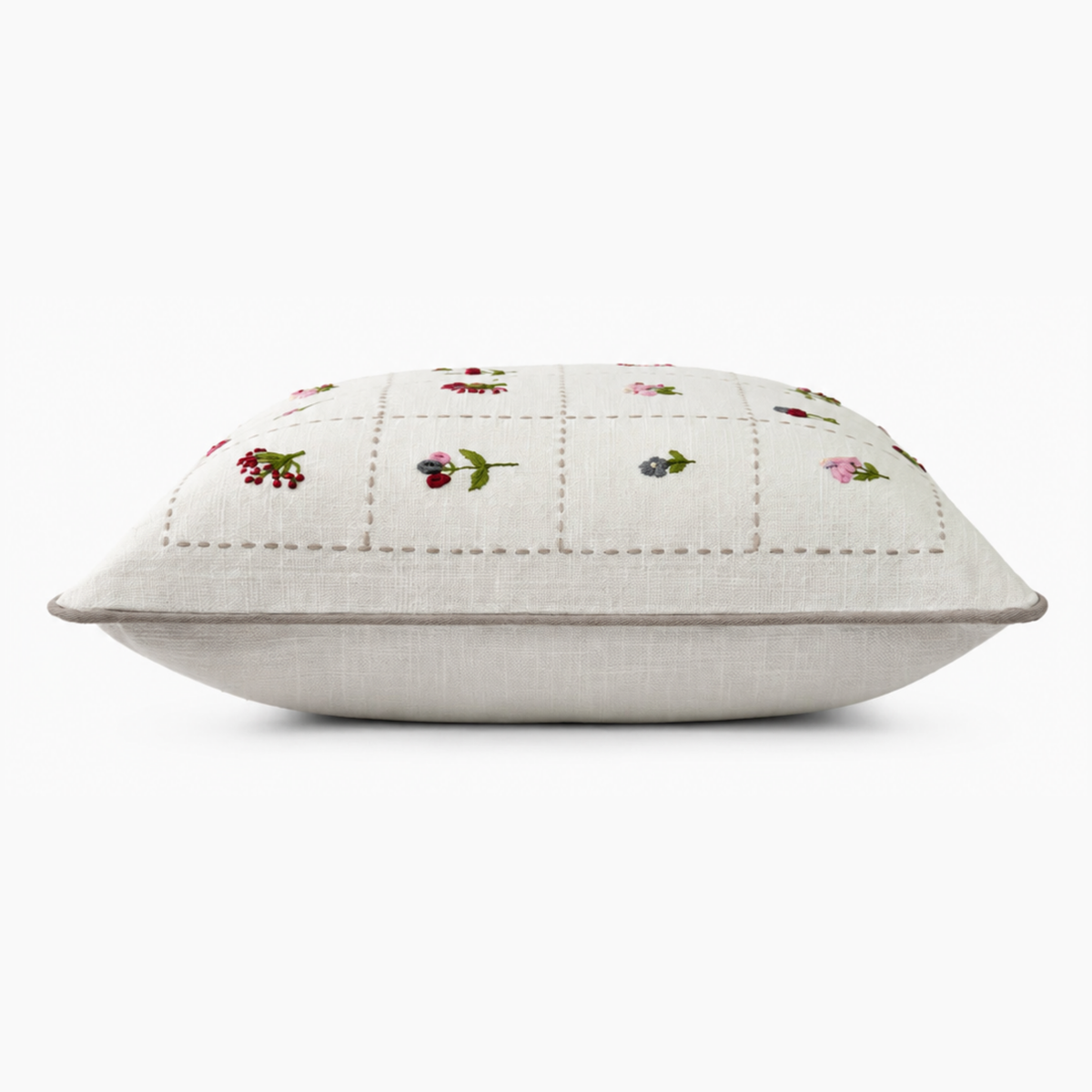 Studio Collection – White Meadow Cushion Cover